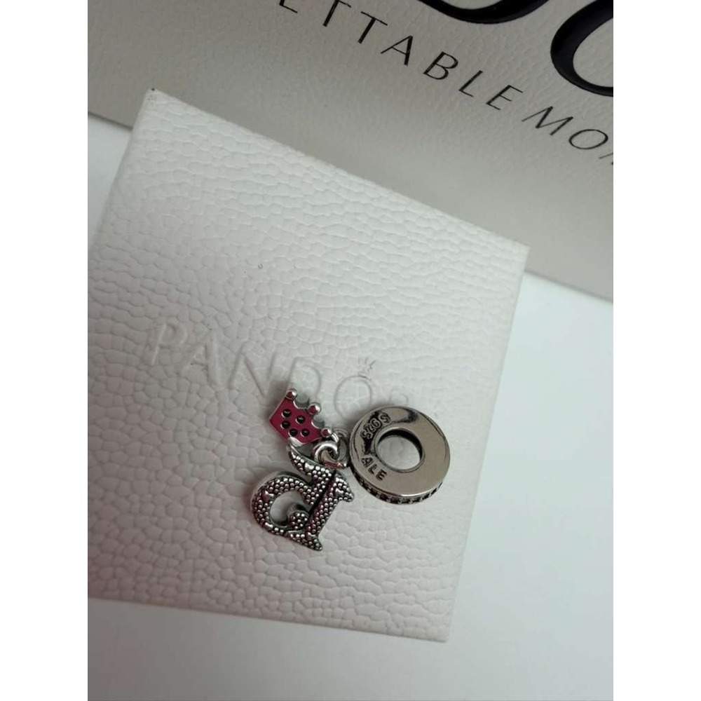 Pandora Sweet 15 Crown Dangle Charm – S925 – New in Box - Picture 4 of 5